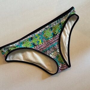 Victoria’s Secret Classic Hipster bikini bottom S